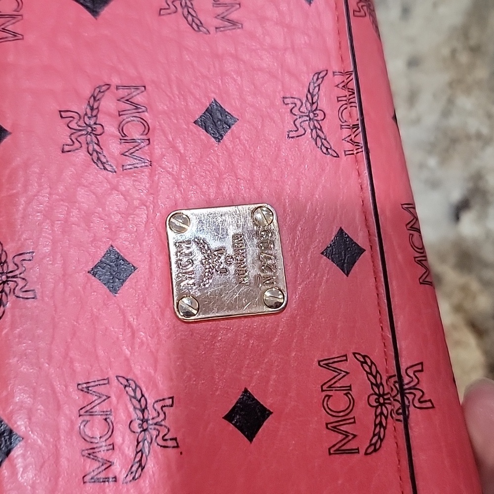 MCM EUC Visetos Long Trifold Crimson Red Wallet - Picture 2 of 10